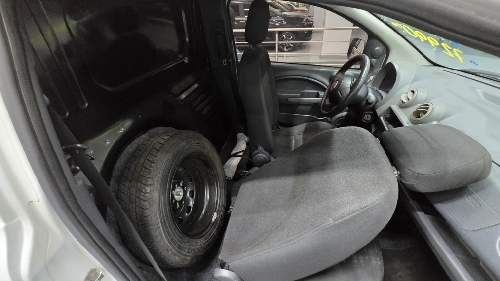 fiat fiorino 1.4 mpi furgao 8v flex 2p manual 202112