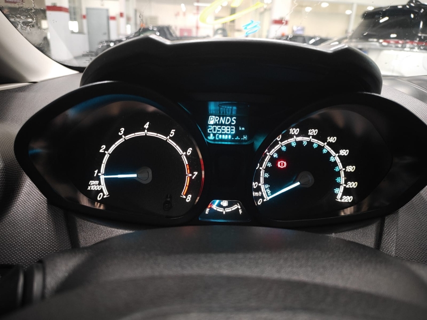 ford fiesta 1.6 se hatch 16v flex 4p manual automatico 20149