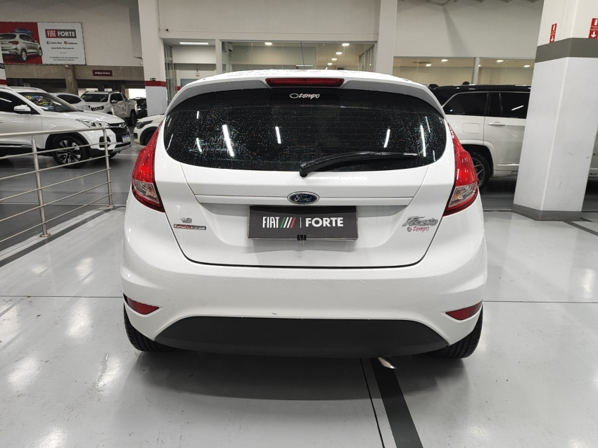 ford fiesta 1.6 se hatch 16v flex 4p manual automatico 201414