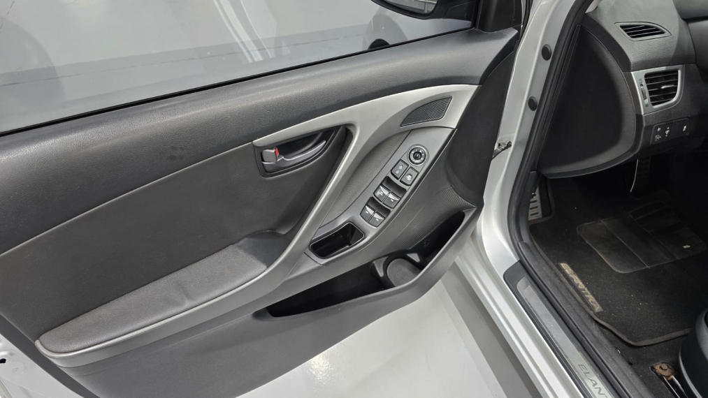 hyundai elantra 2.0 gls 16v flex 4p automatico 20159