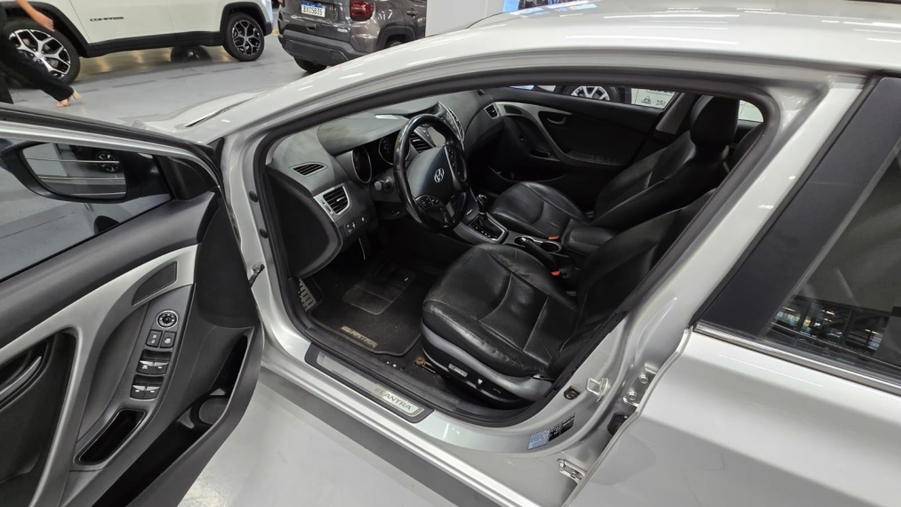 hyundai elantra 2.0 gls 16v flex 4p automatico 20156