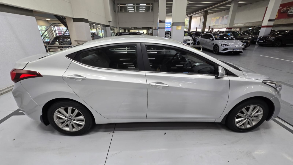 hyundai elantra 2.0 gls 16v flex 4p automatico 20155