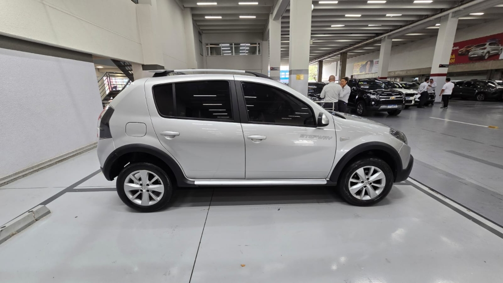 renault sandero 1.6 stepway 16v flex 4p automatico 20144