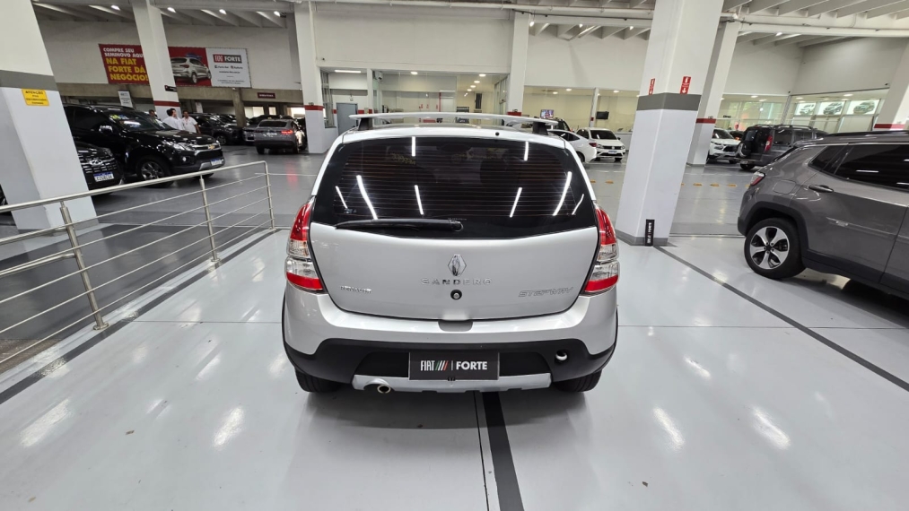 renault sandero 1.6 stepway 16v flex 4p automatico 201414