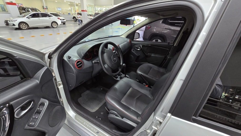 renault sandero 1.6 stepway 16v flex 4p automatico 20146