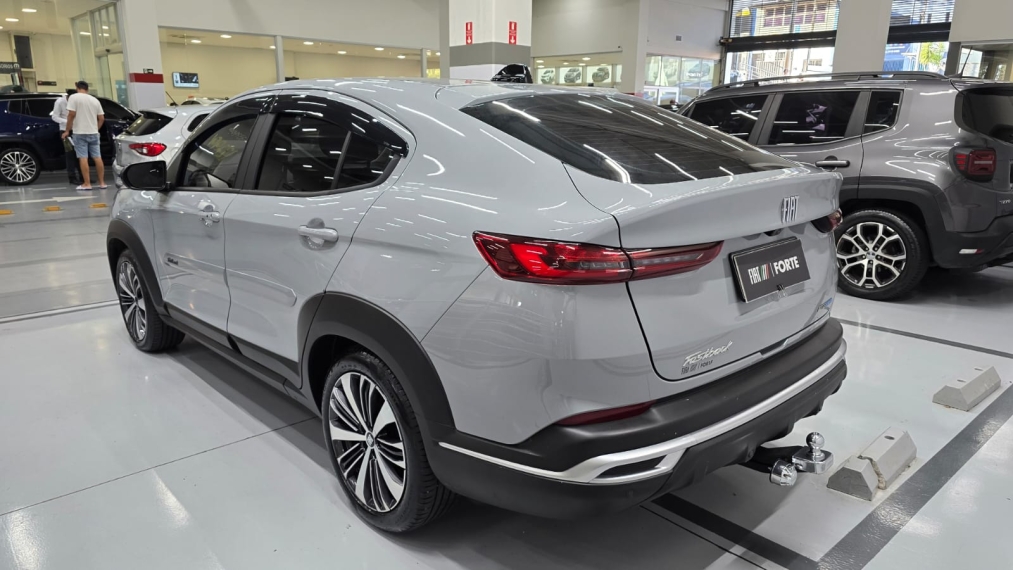 fiat fastback 1.0 turbo 200 hybrid audace cvt hibrido 4p automatico 202515