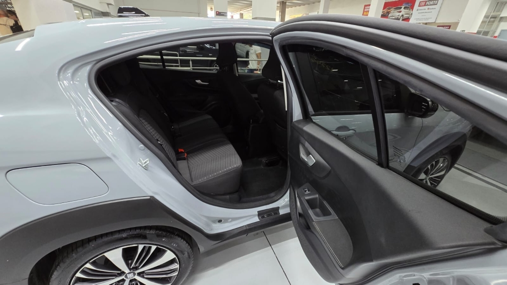 fiat fastback 1.0 turbo 200 hybrid audace cvt hibrido 4p automatico 202511