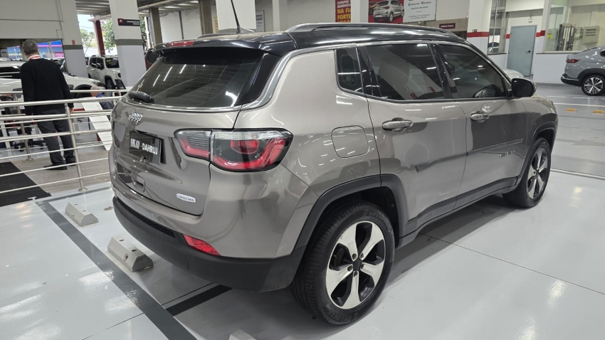 jeep compass 2.0 16v flex longitude automatico 4p 201813