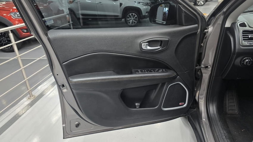 jeep compass 2.0 16v flex longitude automatico 4p 20189