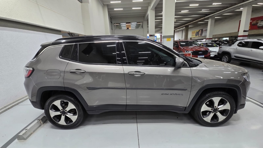 jeep compass 2.0 16v flex longitude automatico 4p 20184