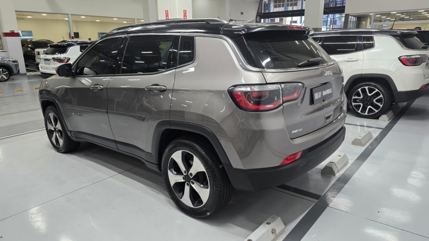 jeep compass 2.0 16v flex longitude automatico 4p 201815