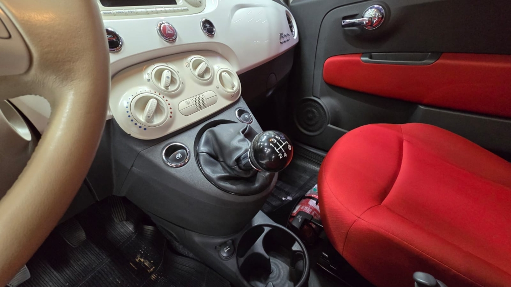 fiat 500 1.4 cult 8v flex 2p manual automatico 20127