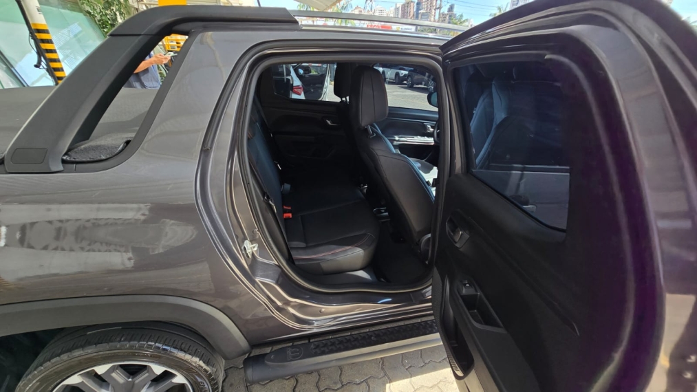 fiat strada 1.0 turbo 200 flex ultra cd cvt 4p automatico 202511