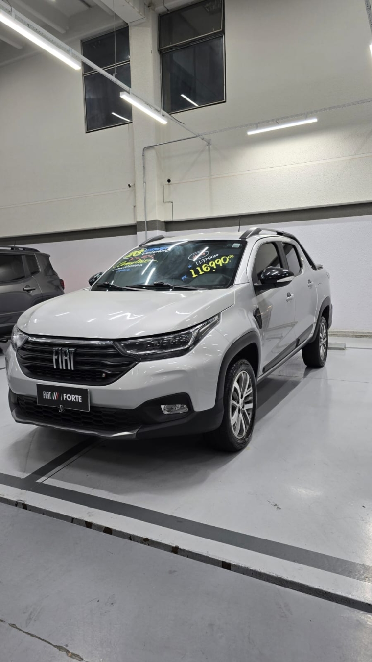 fiat strada 1.3 firefly flex volcano cd cvt 4p automatico 2024