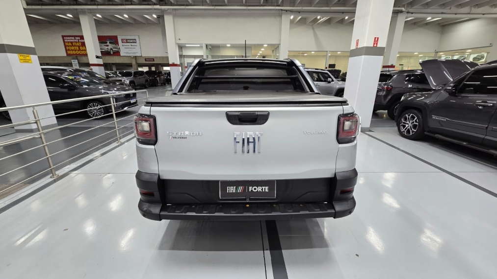 fiat strada 1.3 firefly flex volcano cd cvt 4p automatico 202415