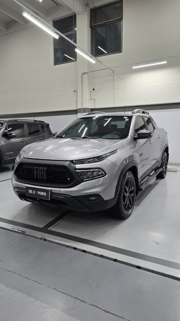 fiat toro 2.0 16v turbo diesel ultra 4wd at9 4p automatico 2022