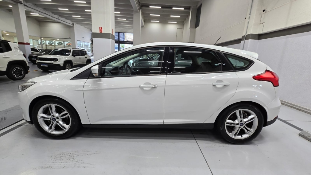 ford focus 1.6 se 16v flex 4p manual automatico 20195