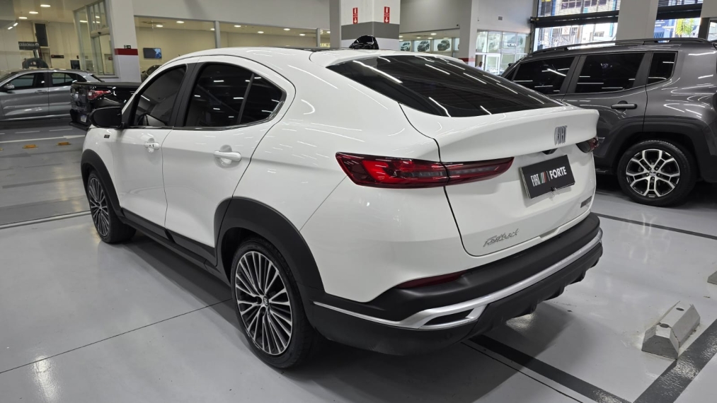 fiat fastback 1.3 turbo 270 flex limited edition at6 4p automatico 202415