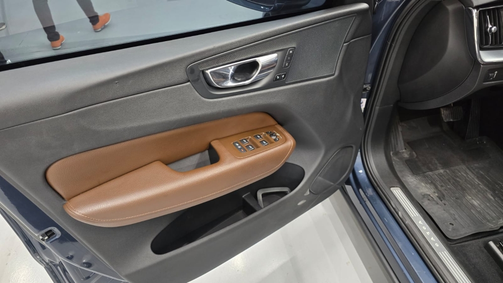 volvo xc60 2.0 t5 gasolina momentum awd geartronic 4p automatico 201810