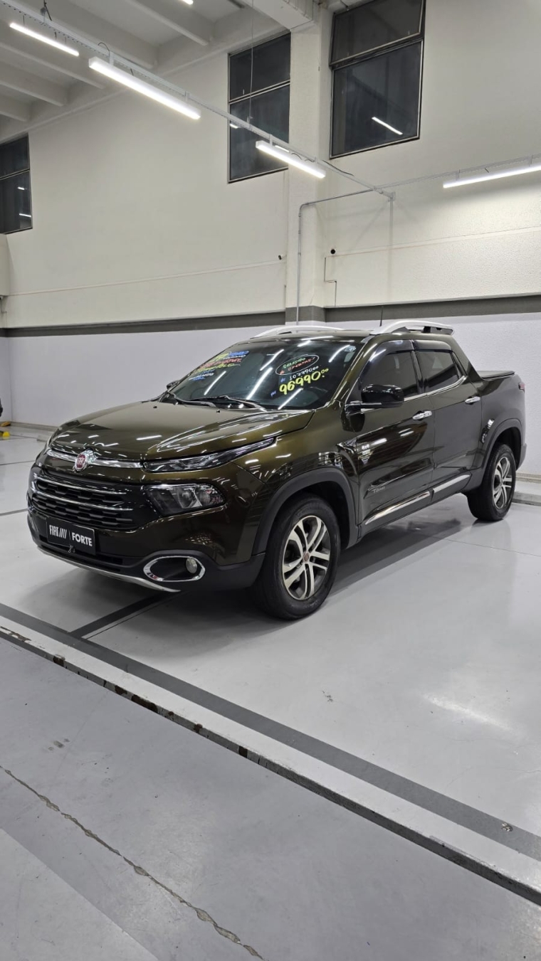 fiat toro 2.0 16v turbo diesel volcano 4wd at9 4p automatico 2017