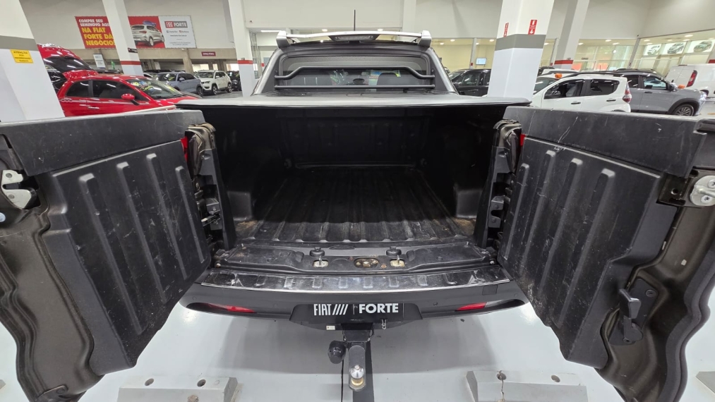 fiat toro 2.0 16v turbo diesel volcano 4wd at9 4p automatico 201716
