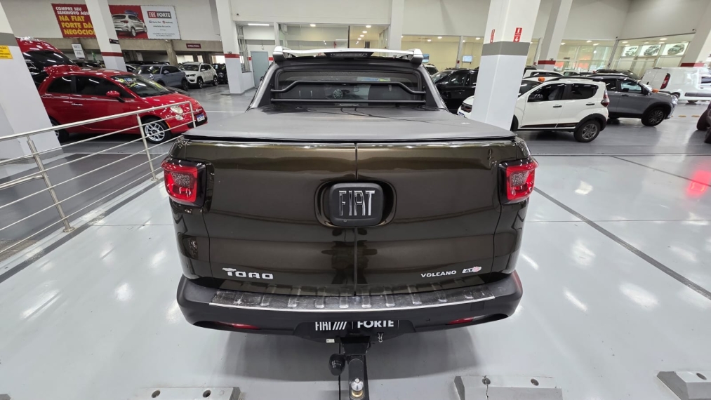 fiat toro 2.0 16v turbo diesel volcano 4wd at9 4p automatico 201714