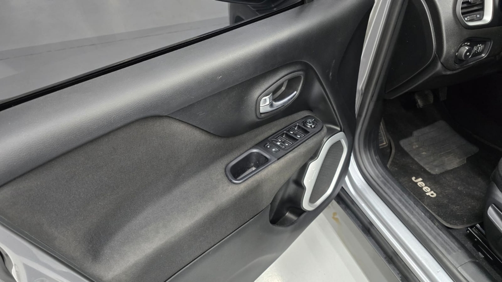 jeep renegade 1.8 16v flex 4p automatico 20209