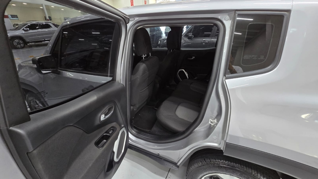 jeep renegade 1.8 16v flex 4p automatico 202012