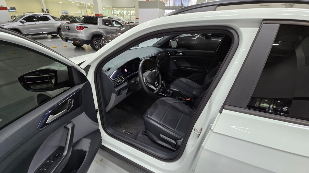 volkswagen t-cross 1.0 200 tsi total flex comfortline automatico 4p 20236