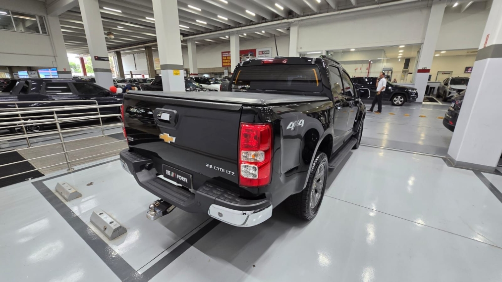 chevrolet s10 2.8 16v turbo diesel ltz cd 4x4 automatico 4p 202413