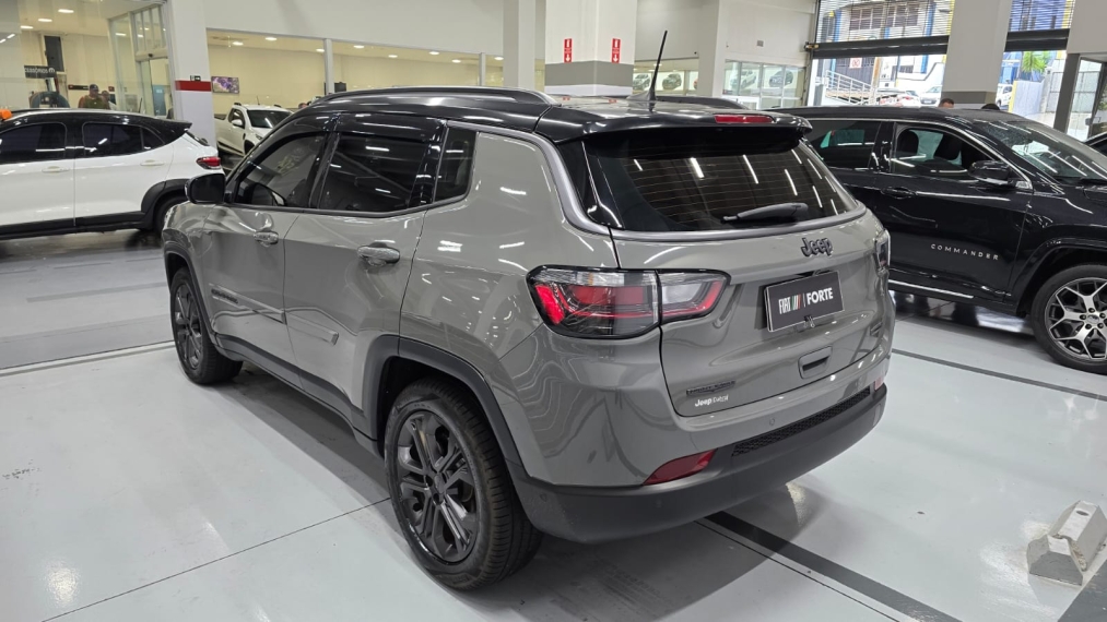 jeep compass 1.3 t270 turbo flex longitude at6 4p automatico 202515