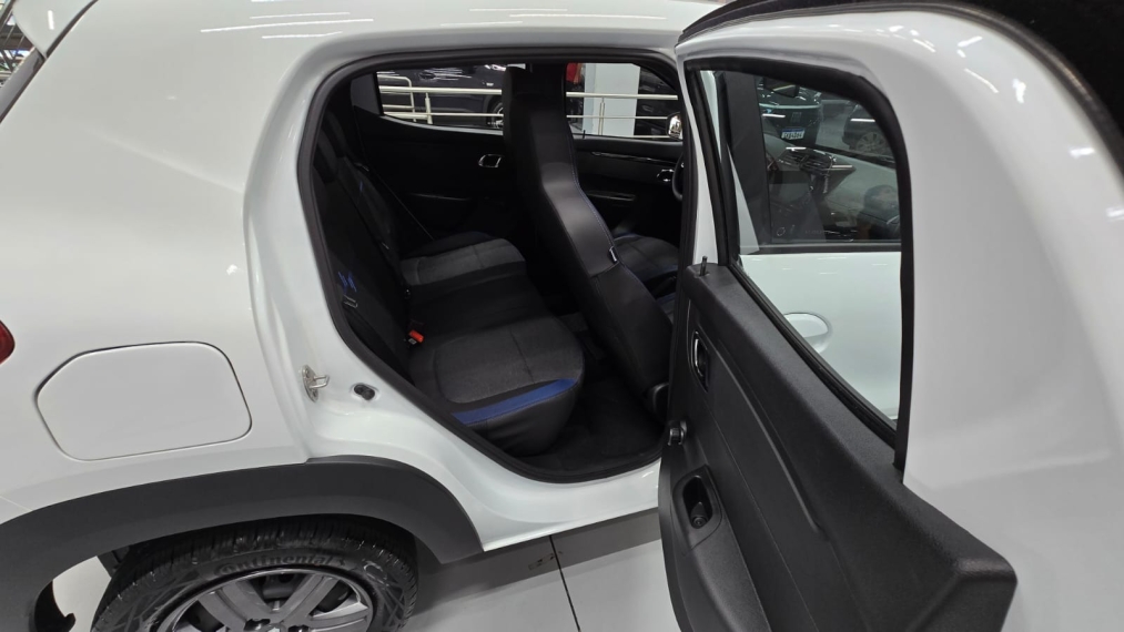 renault kwid 1.0 12v sce flex intense manual 4p 202611