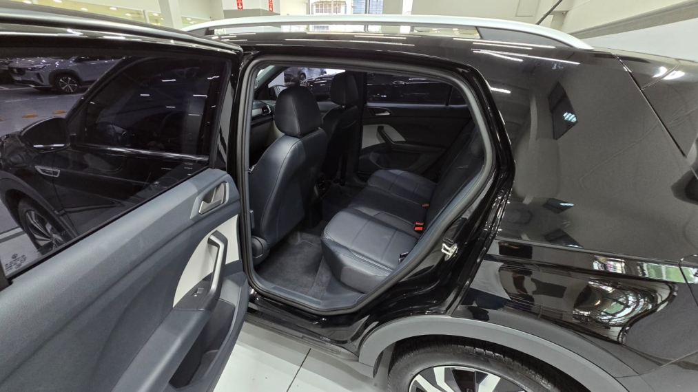 volkswagen t-cross 1.4 250 tsi total flex highline automatico 4p 202312