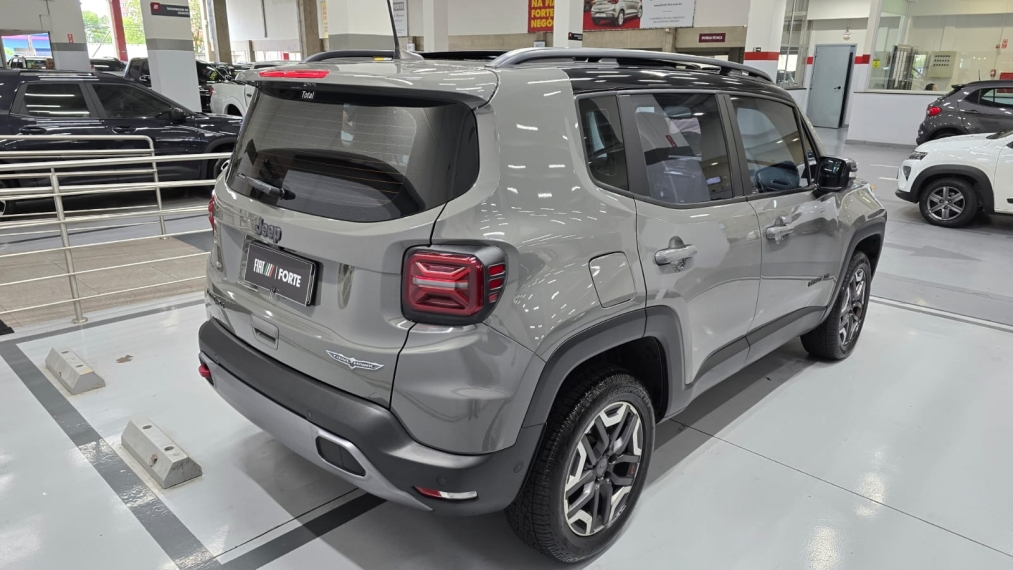 jeep renegade 1.3 t270 turbo flex trailhawk 4x4 at9 1p automatico 202314