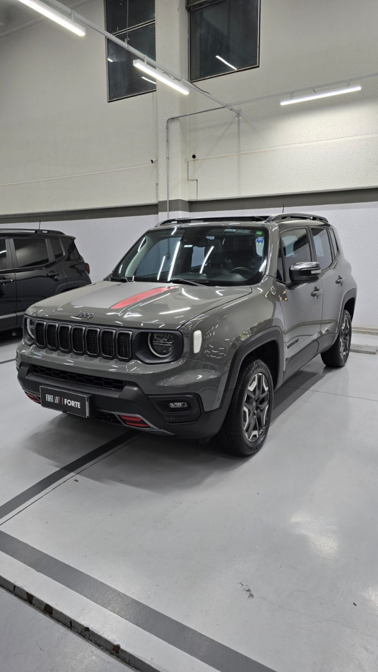 jeep renegade 1.3 t270 turbo flex trailhawk 4x4 at9 1p automatico 2023