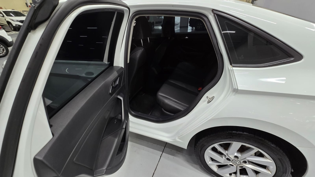 volkswagen jetta 1.4 250 tsi total flex comfortline tiptronic 4p automatico 201912