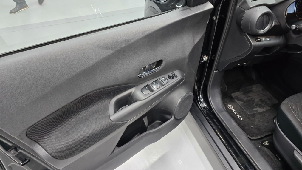 nissan kicks 1.6 16v flexstart sense xtronic flex 4p automatico 20229