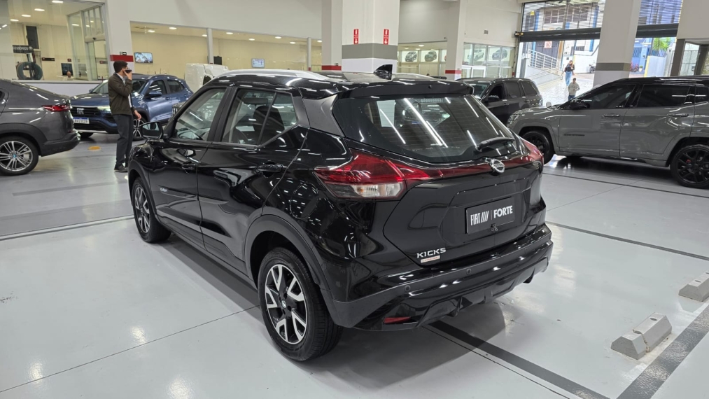 nissan kicks 1.6 16v flexstart sense xtronic flex 4p automatico 202215