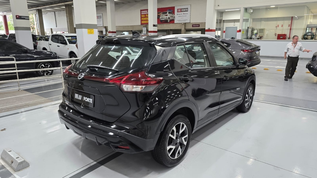 nissan kicks 1.6 16v flexstart sense xtronic flex 4p automatico 202213