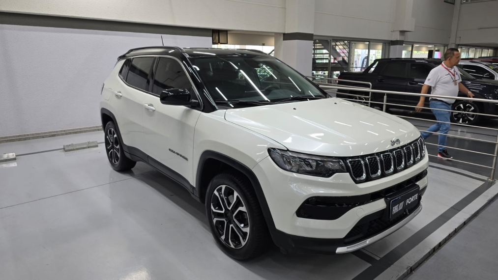 jeep compass 1.3 t270 turbo flex longitude at6 4p automatico 20223