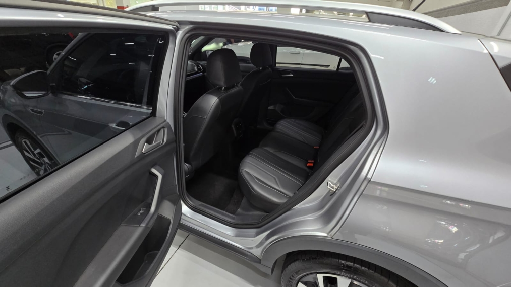 volkswagen t-cross 1.4 250 tsi total flex highline automatico 4p 202512