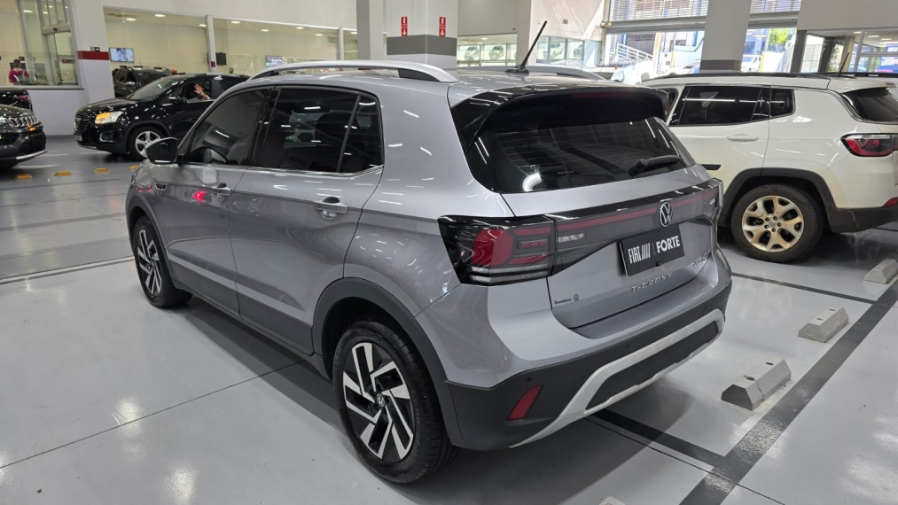 volkswagen t-cross 1.4 250 tsi total flex highline automatico 4p 202515