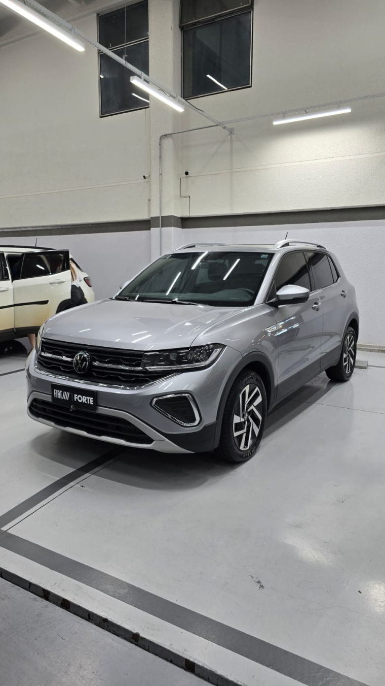 volkswagen t-cross 1.4 250 tsi total flex highline automatico 4p 2025