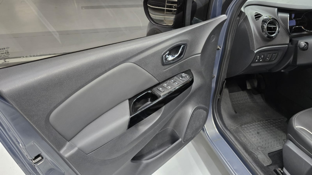renault captur 2.0 16v hi-flex intense automatico flex 4p 20189