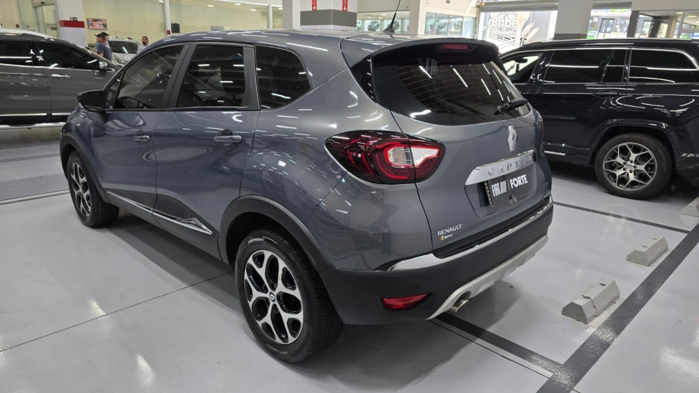 renault captur 2.0 16v hi-flex intense automatico flex 4p 201815