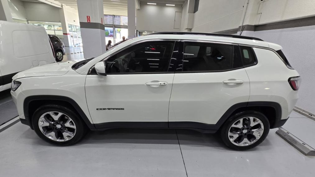 jeep compass 2.0 16v flex longitude automatico 4p 20195