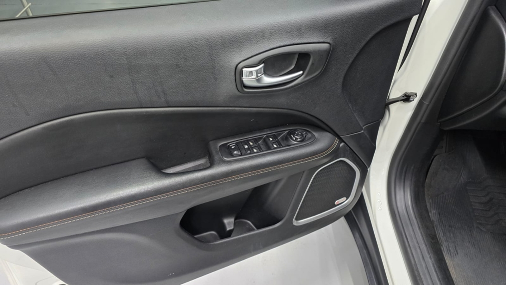 jeep compass 2.0 16v flex longitude automatico 4p 20199