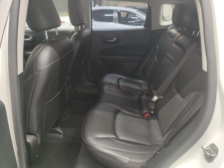 jeep compass 2.0 16v flex longitude automatico 4p 201812