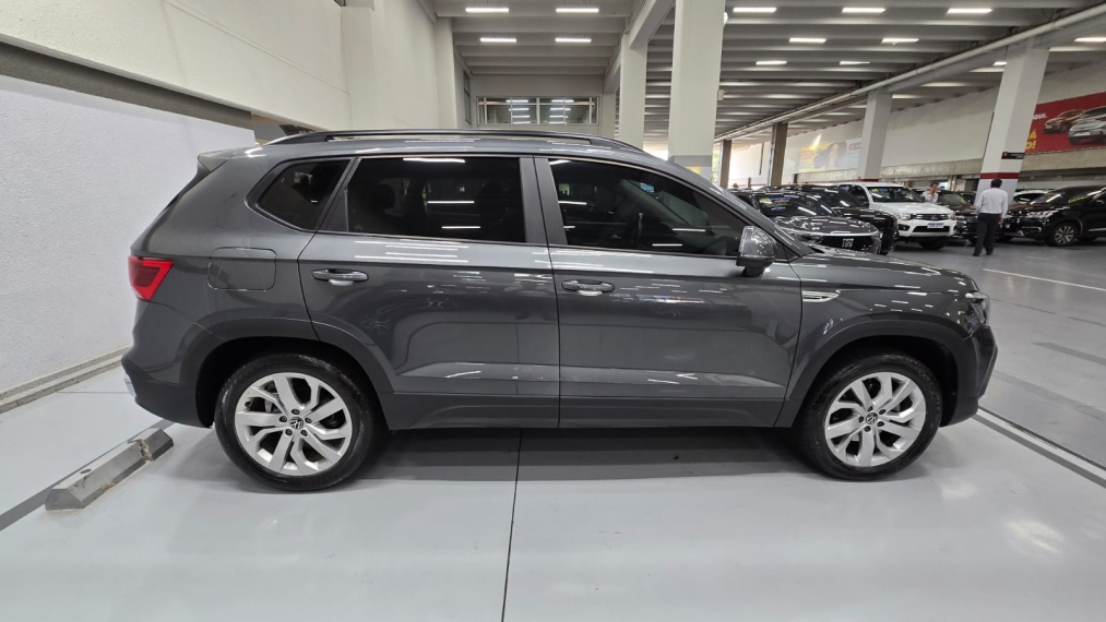 volkswagen taos 1.4 250 tsi total flex comfortline automatico 4p 20234