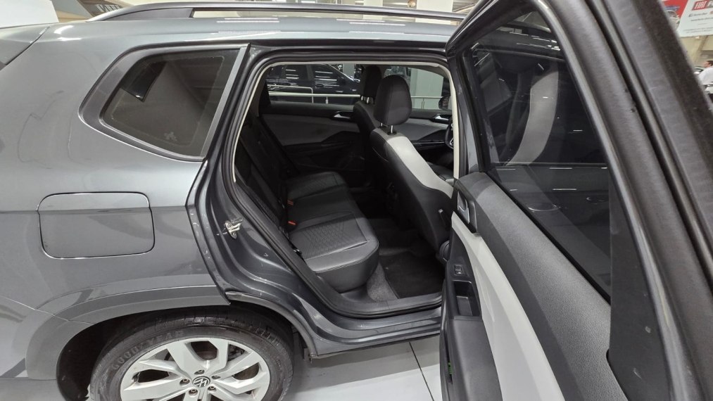 volkswagen taos 1.4 250 tsi total flex comfortline automatico 4p 202311